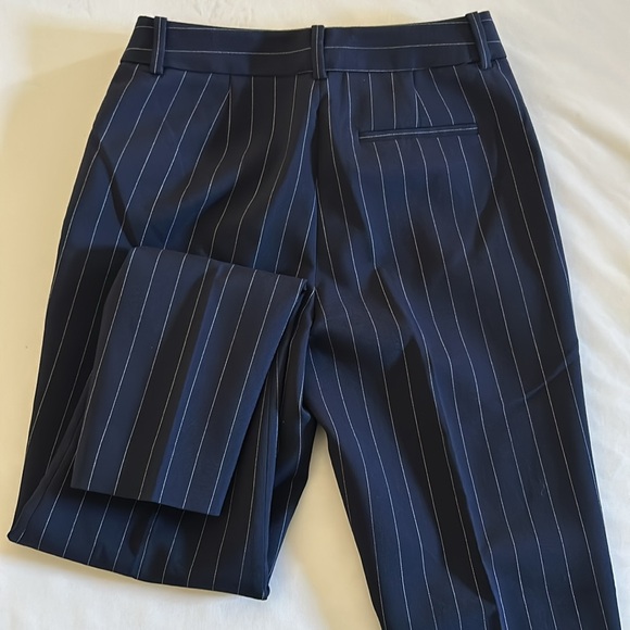 NWOT Women’s Armani Exchange Pinstripe Suit Pants in Navy Blue (Size 2) - Picture 10 of 10